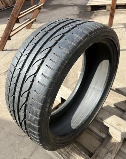 Bridgestone Potenza RE050A 235/35 R19