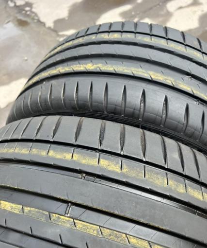Michelin Pilot Sport 4 235/40 R18