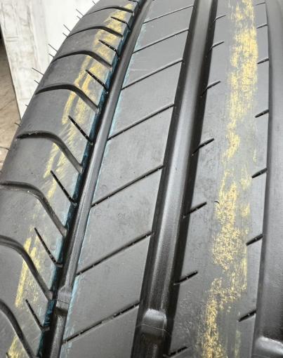 Dunlop SP Sport Maxx 060+ 235/45 R19