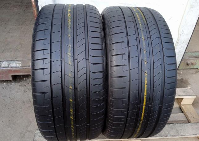 Pirelli P Zero PZ4 285/35 R21