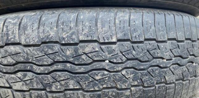 Bridgestone Dueler H/T 687 235/55 R18