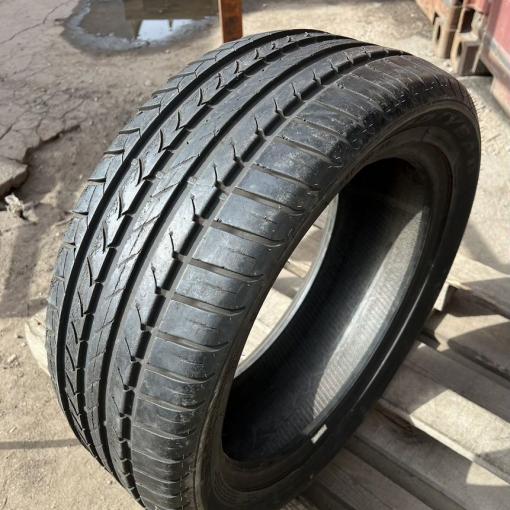 Goodyear EfficientGrip 245/45 R18