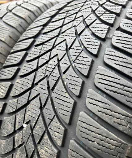 Dunlop SP Winter Sport 4D 245/45 R17