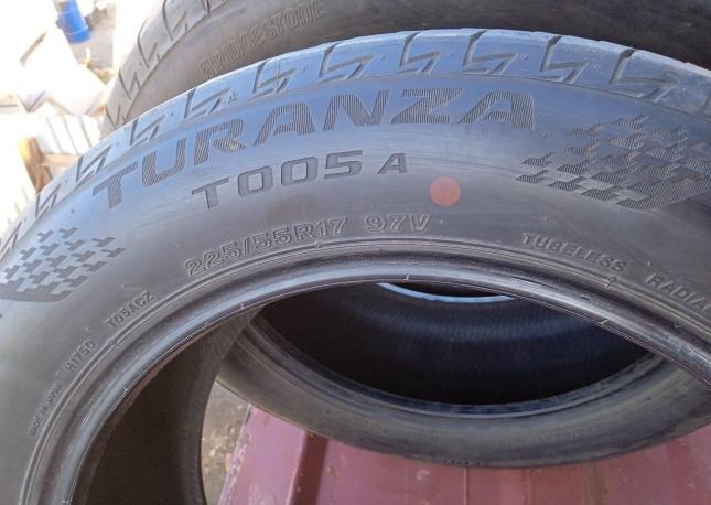 Bridgestone Turanza T005A 225/55 R17