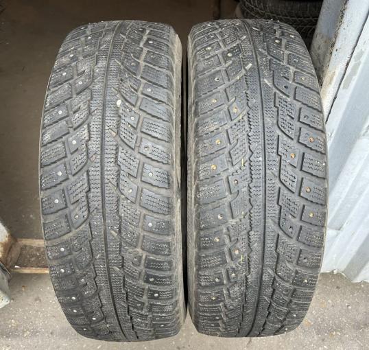 Kumho I&#39;Zen RV Stud KC16 235/60 R18