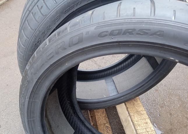 Pirelli P Zero Corsa 245/35 R19