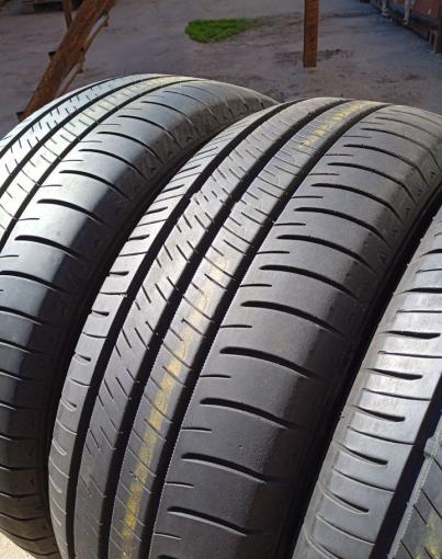 Dunlop Enasave RV505 215/60 R16