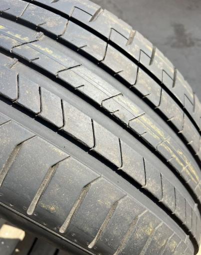Pirelli P Zero PZ4 285/40 R22