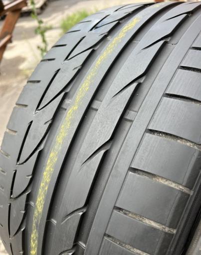 Bridgestone Potenza S001 255/35 R19