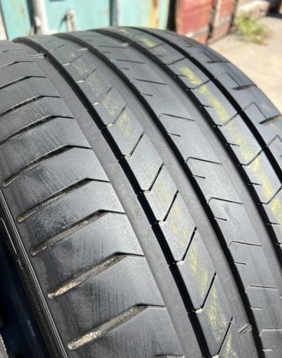 Pirelli P Zero PZ4 285/30 R21