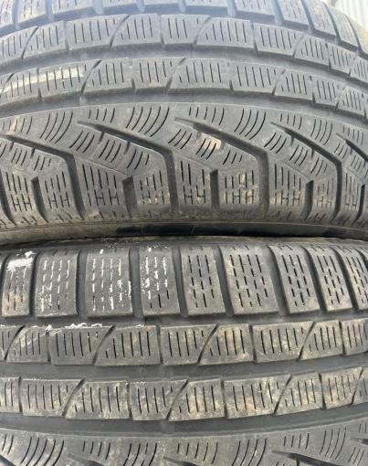 Pirelli Winter Sottozero 210 Serie II 235/50 R19