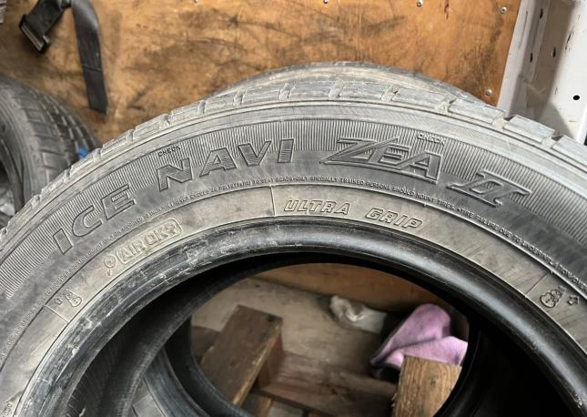 Goodyear Ice Navi Zea II 215/60 R16