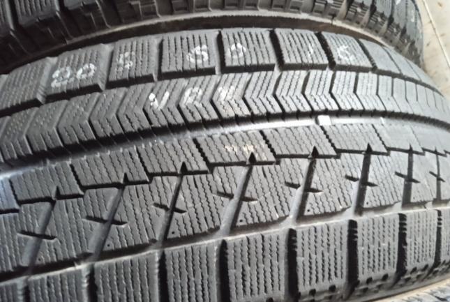 Bridgestone Blizzak VRX 205/60 R16