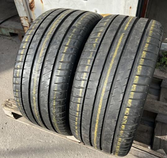 Michelin Pilot Sport 4 275/40 R19