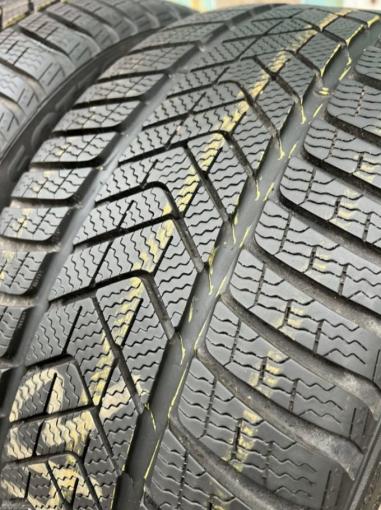 Pirelli Winter Sottozero 3 275/35 R19