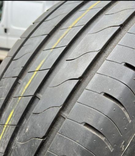 Goodyear EfficientGrip 2 SUV 275/60 R20