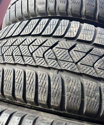 Pirelli Winter Sottozero 3 225/45 R18