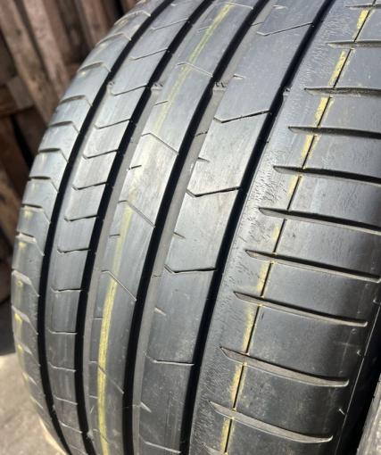 Pirelli P Zero PZ4 315/30 R22