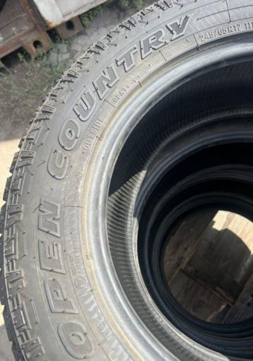 Toyo Open Country A/T Plus 245/65 R17