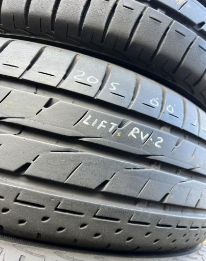 Bridgestone Luft RV II 205/60 R16