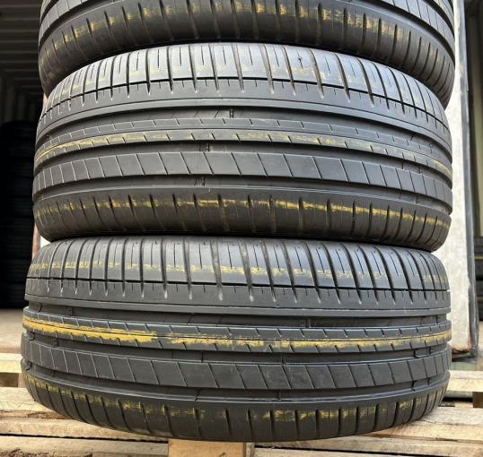 Michelin Pilot Sport 3 245/45 R19