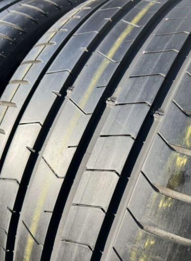 Pirelli P Zero PZ4 275/35 R22 и 315/30 R22