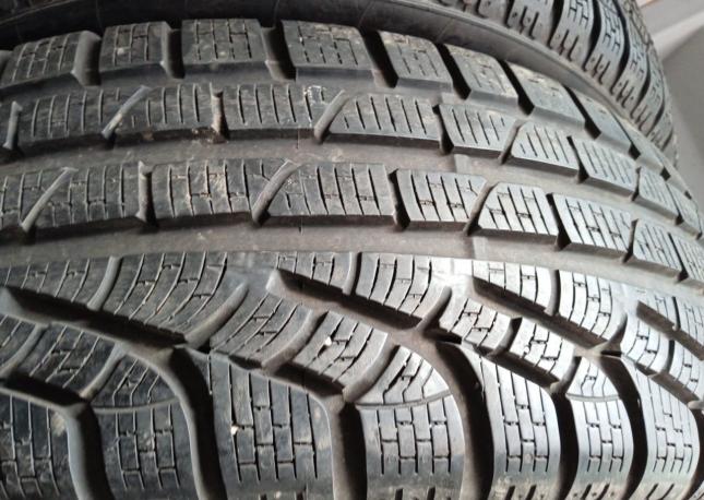 Pirelli Winter Sottozero II 215/60 R17