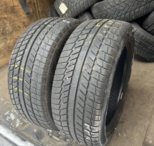 Syron Everest 1 Plus 215/55 R16