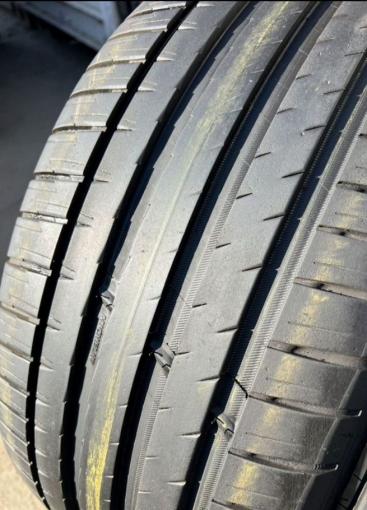Michelin Pilot Sport 4 255/40 R21
