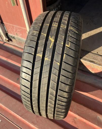 Bridgestone Turanza T005 225/40 R18