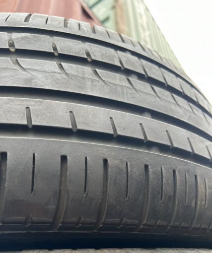 Pirelli P Zero Rosso 235/45 R19
