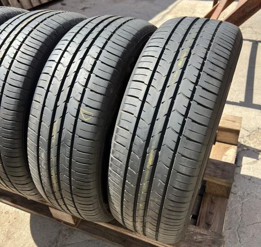 Goodyear EfficientGrip Eco EG01 215/60 R16