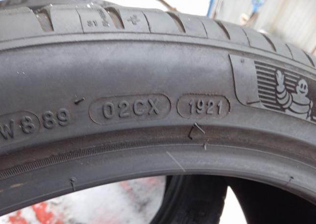 Michelin Pilot Sport 4 235/40 R18
