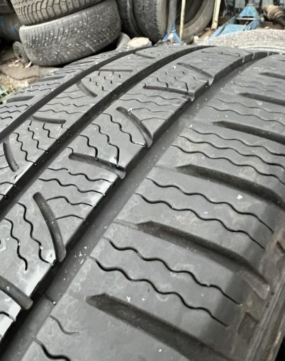 Pirelli Carrier Winter 215/65 R16C