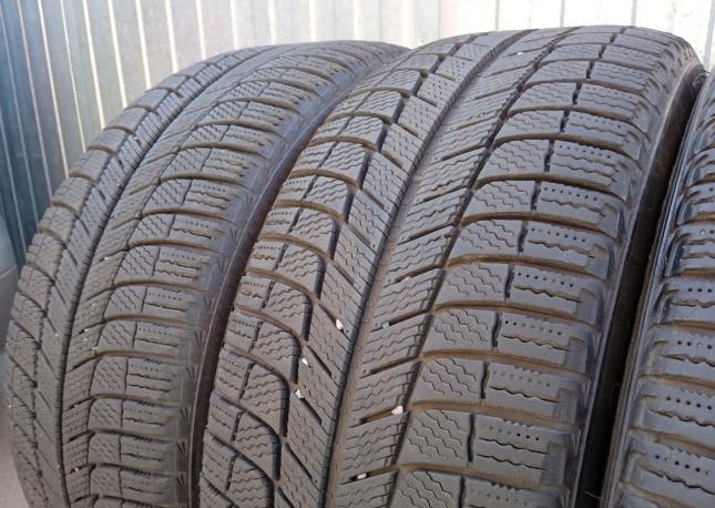 Michelin X-Ice 3 235/50 R18