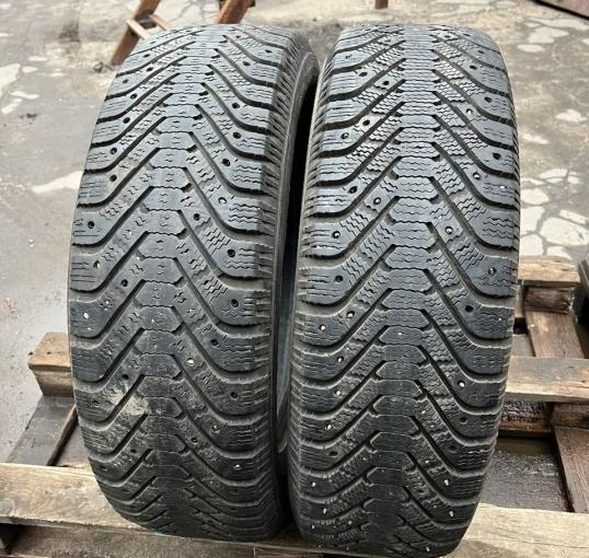 Goodyear UltraGrip 500 225/65 R17