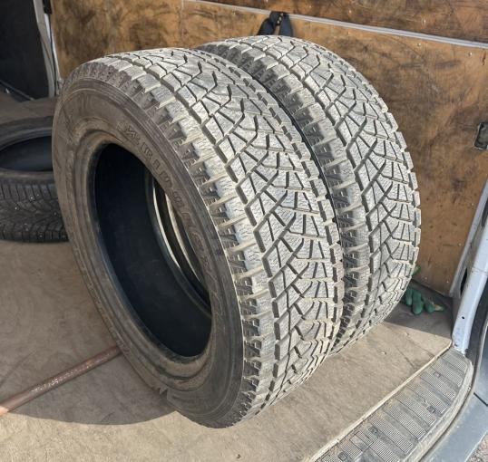 Bridgestone Blizzak DM-Z3 225/65 R17