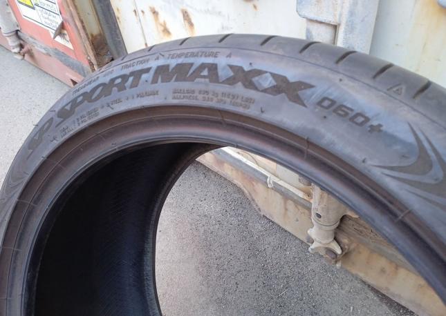 Dunlop SP Sport Maxx 060+ 235/40 R18