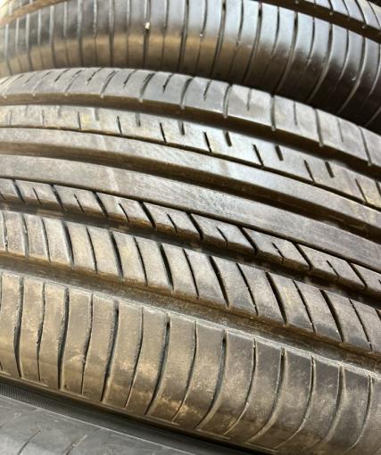 Yokohama Advan dB V552 205/65 R15