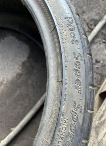 Michelin Pilot Super Sport 235/35 R19