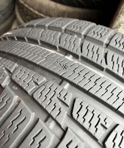 Nokian Tyres WR A3 255/35 R20