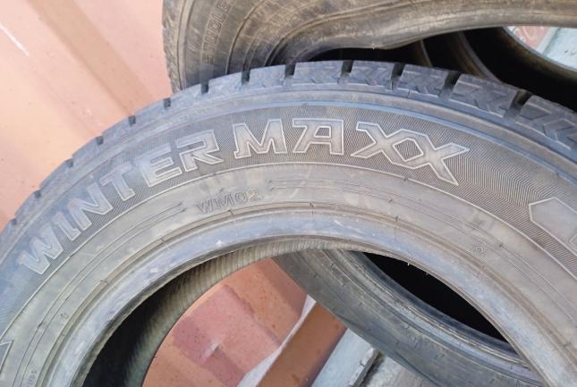 Dunlop Winter Maxx WM02 185/65 R15