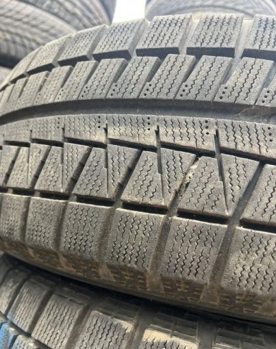 Bridgestone Blizzak Revo GZ 215/65 R16