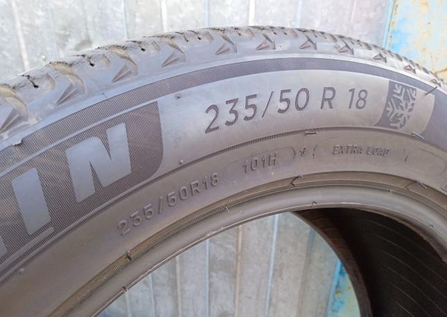 Michelin X-Ice 3 235/50 R18