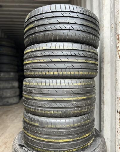 Kumho Ecsta PS71 245/40 R18 и 265/35 R18