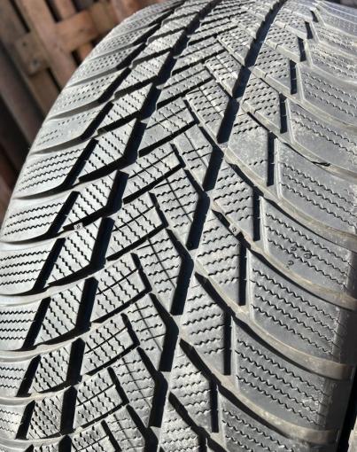 Bridgestone Blizzak LM-001 235/50 R19