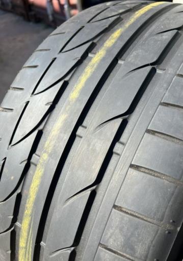 Bridgestone Potenza S001 285/30 R19