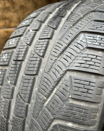 Pirelli Winter Sottozero 240 Serie II 235/40 R19