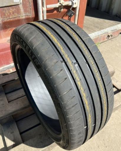 Michelin Pilot Sport 4 255/40 R19