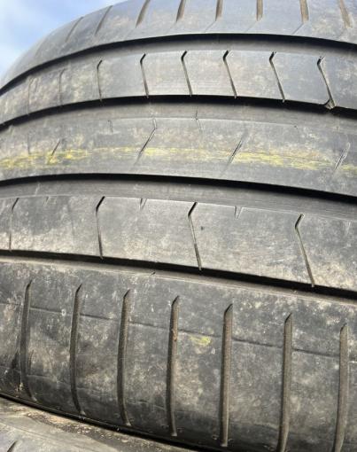 Pirelli P Zero PZ4 275/30 R21